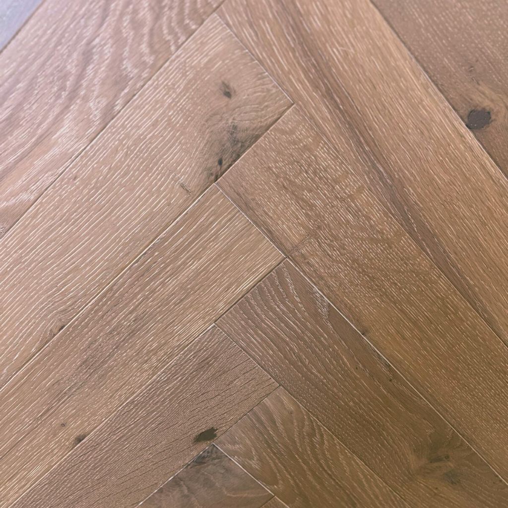 OPUS COLLECTION : OPUS95N4 HERRINGBONE- EUROPEAN OAK - NAPLES